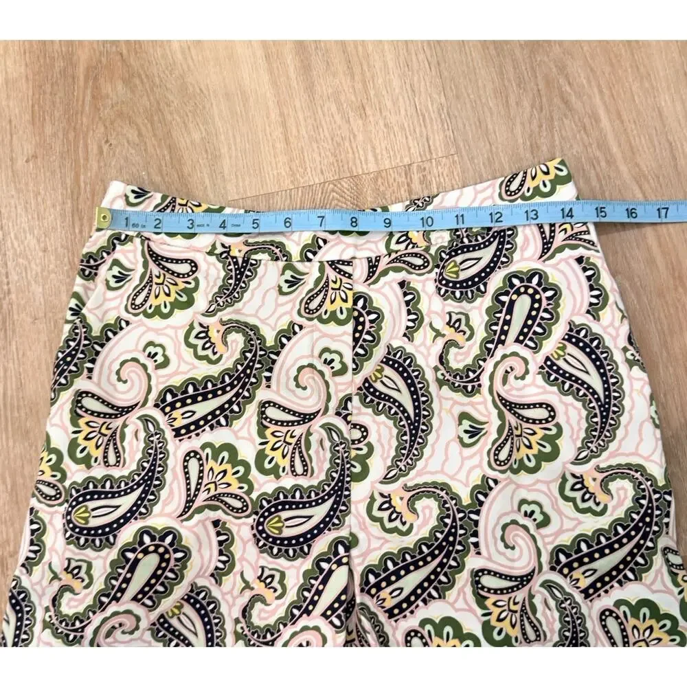 Boden Shorts Women’s Size 6 Groovy Pattern Paisley Shorts 6” Dressy Pull On - Picture 3 of 13
